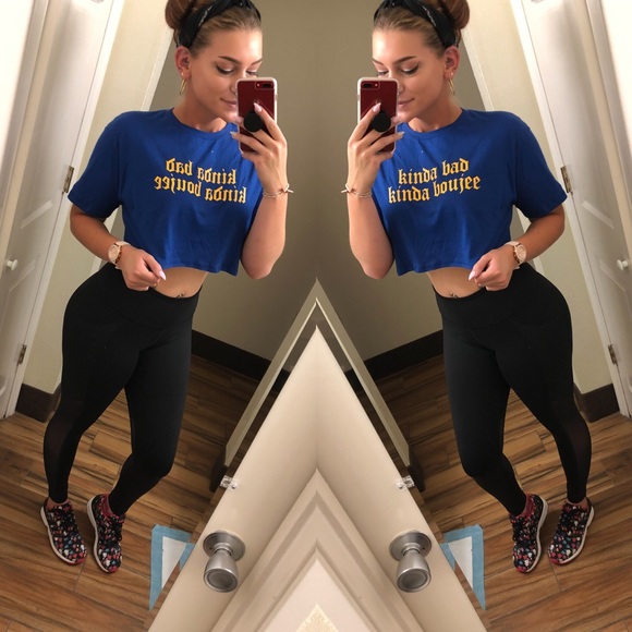 Meet your Posher, Gina - Picture 1 of 2